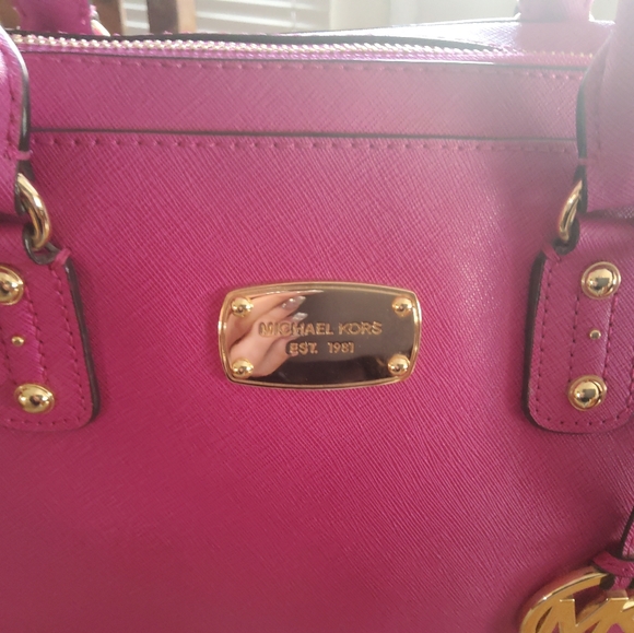 Michael Kors Large Saffiano Satchel Color Fuschia Beyond EUC - Picture 5 of 16